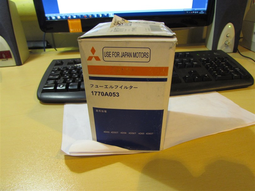 Оличается упаковка: в оригинале упаковка белая (без полиграфии). На упаковке указано «USE FOR JAPAN MOTORS».