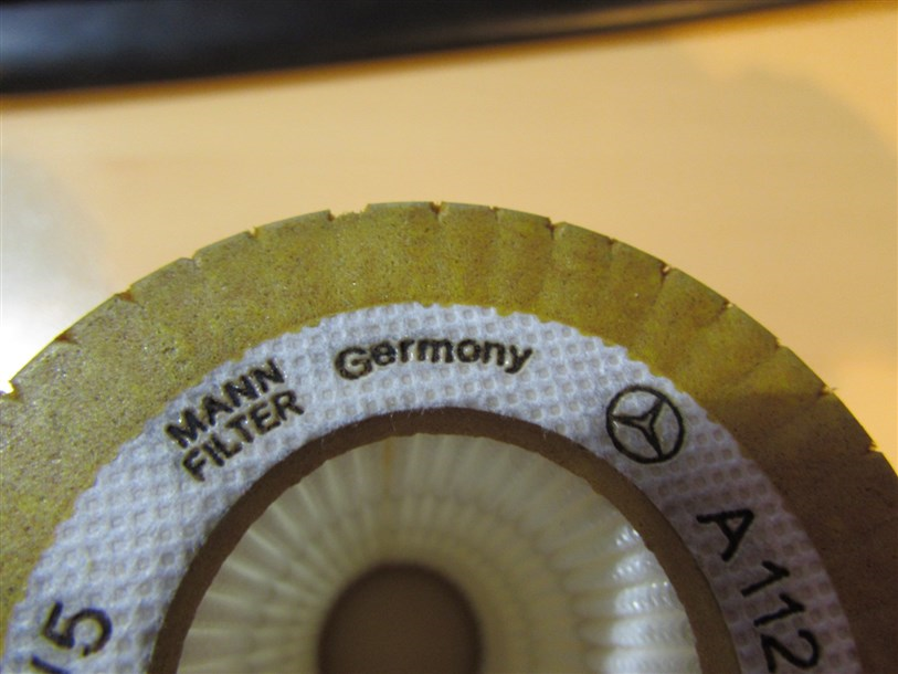 Маркировка страны производителя на корпусе фильтра указана с орфографической ошибкой «Germоny», должно быть «Germany».