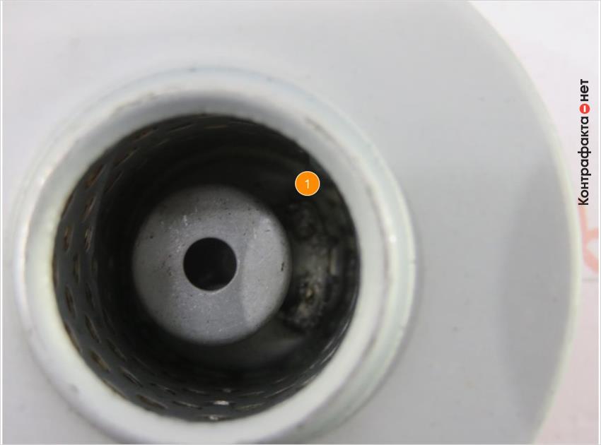 1. Обводной клапан соединён некачественно, многочисленные следы контактной сварки.