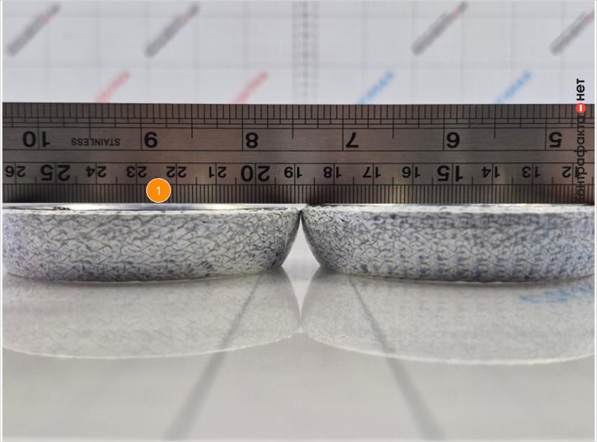 1. Ширина меньше на 1, 1мм.