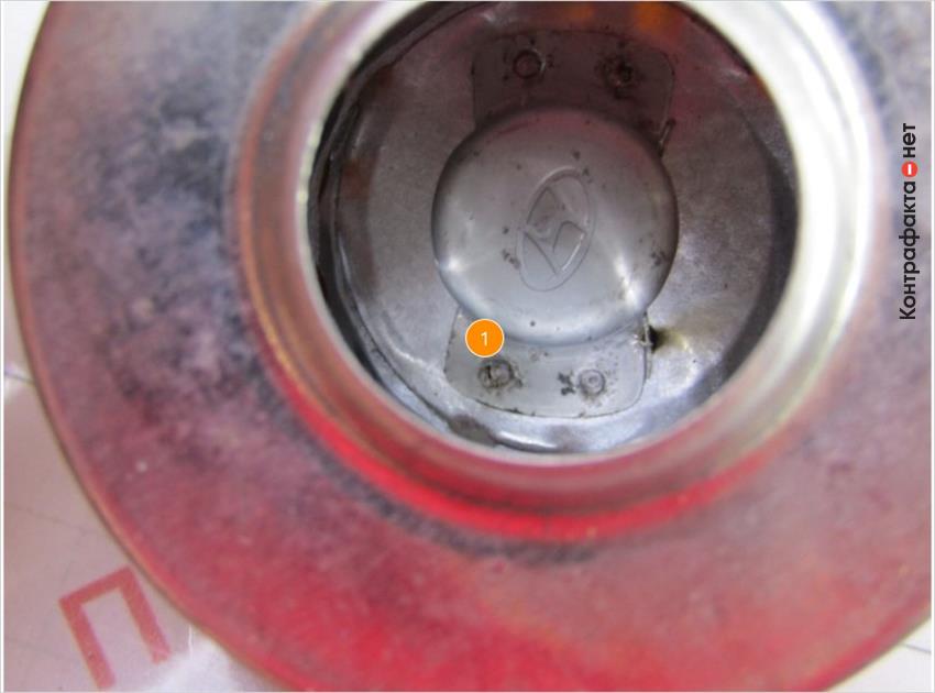 1. Обводной клапан зафиксирован при помощи сварки, а не клея.
