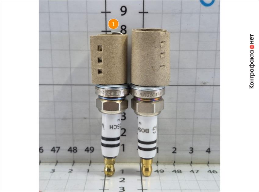 1. Защитная втулка не полностью закрывает боковой электрод.